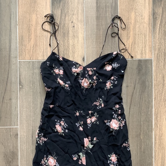 NEW Reformation Floral Portia Jumpsuit Size 12 - Picture 5 of 7